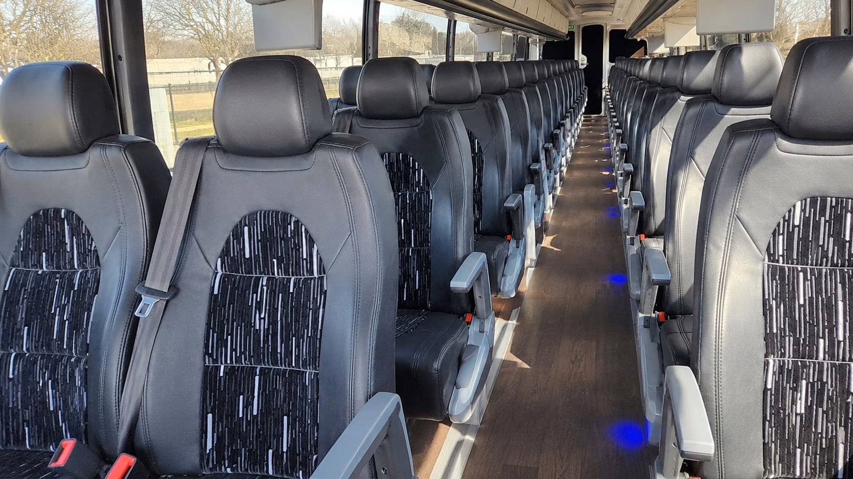 shuttle your guests between las cruces hotels and your ceremony venue without the headache